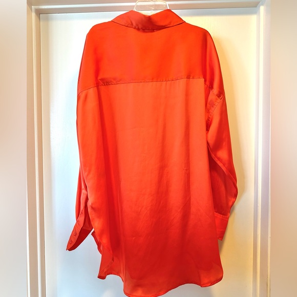 H&M Orange Satin Button Down Shirt Blouse Size Small - Picture 4 of 7